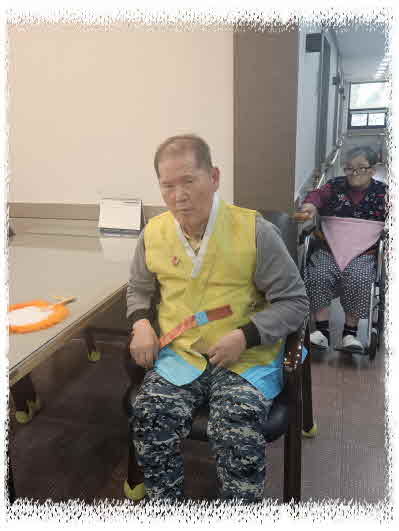 한복자태KakaoTalk_20260204_113855558_02.jpg