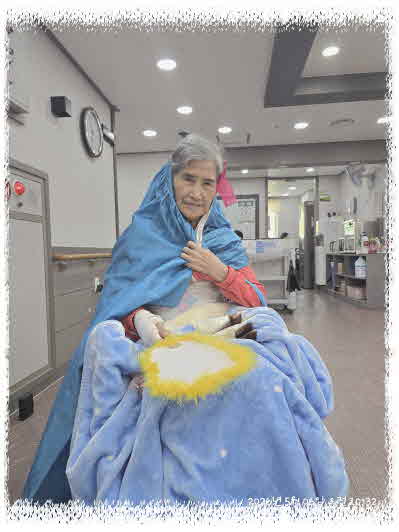 한복의자태KakaoTalk_20260509_105018038_09.jpg