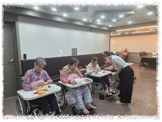 손인형KakaoTalk_20260731_111829084_01.jpg