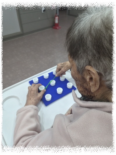애벌레KakaoTalk_20261002_122010871_02.jpg 애벌레KakaoTalk_20261002_122010871_02.jpg