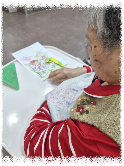 등산스틱KakaoTalk_20261006_113733863_05.jpg